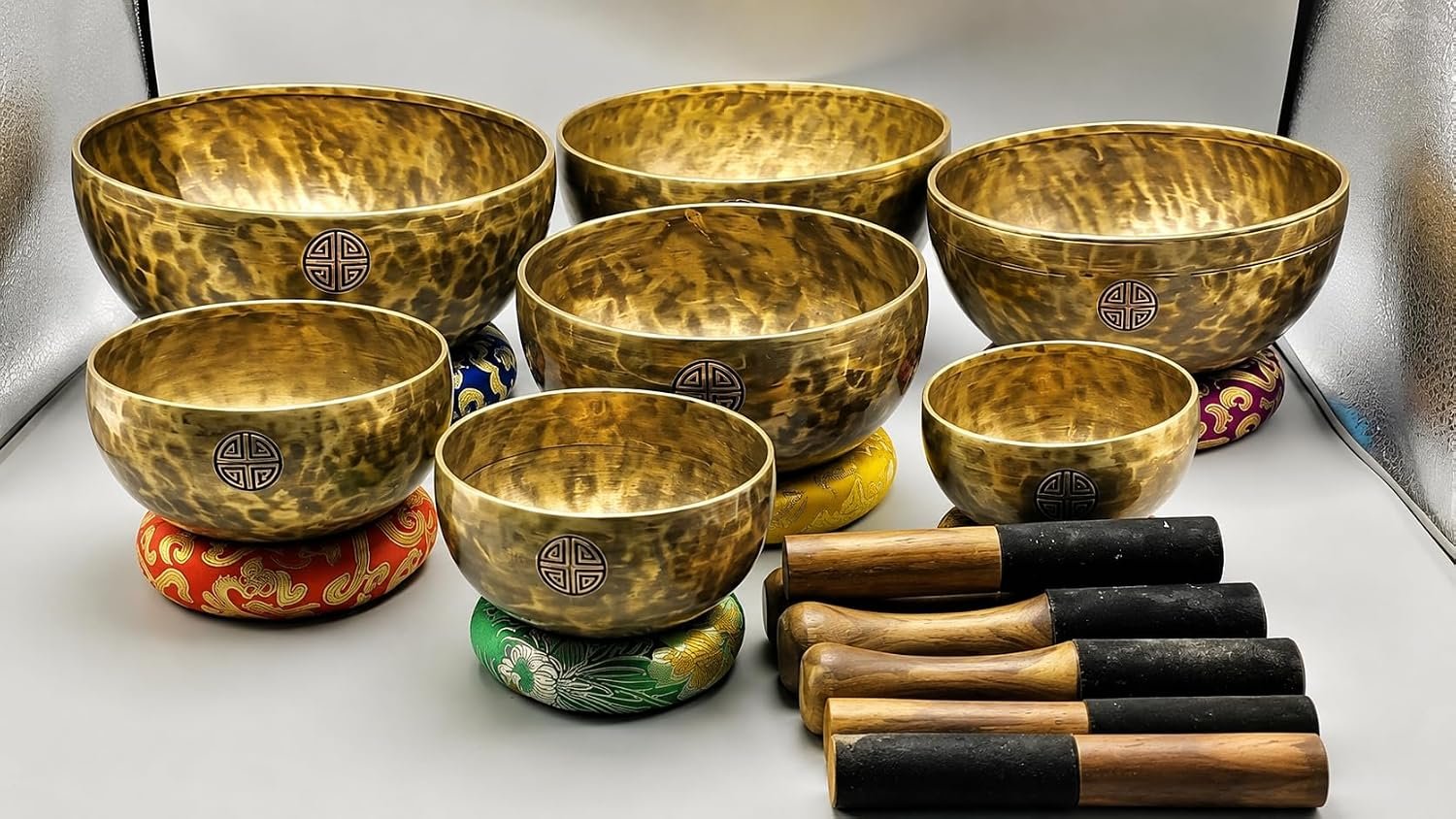 Chakra Healing Tibetan Singing Bowl – Set of 7 – Hand Hammered Tibetan Meditation Singing Bowl Nepal